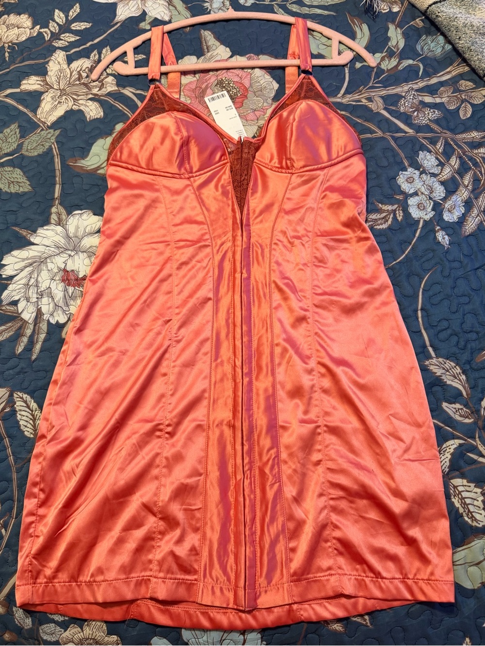 URBAN OUTFITTERS peach/ Orange Satin Dress NWT Large